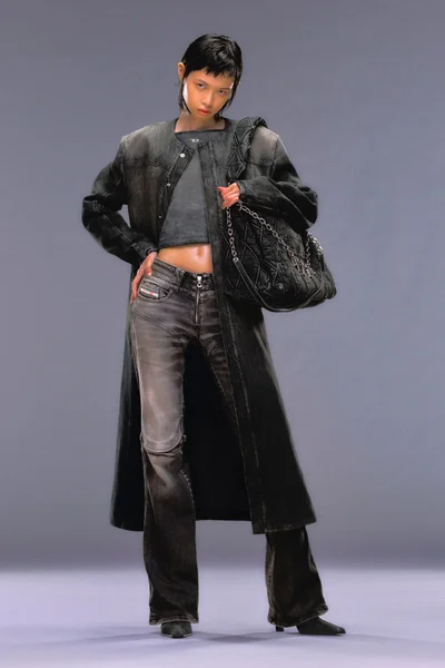 Look 19